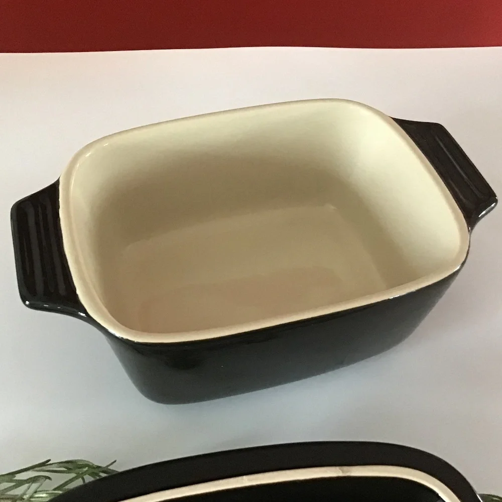 New Stoneware Casserole Bakeware with Lid Black White